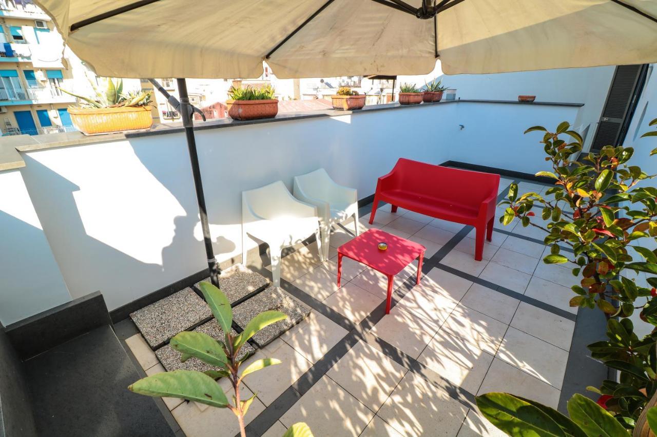 Terrazze Del Lungomare Bed and Breakfast Napels Buitenkant foto